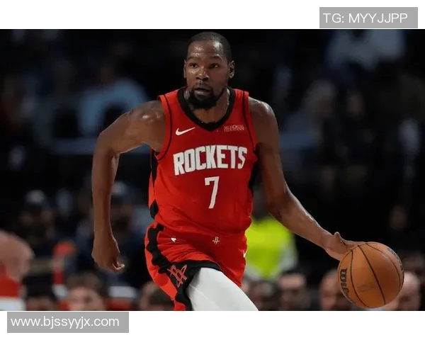 火箭逆转雄鹿杜兰特谦逊致敬队友获媒体盛赞展现领袖风范